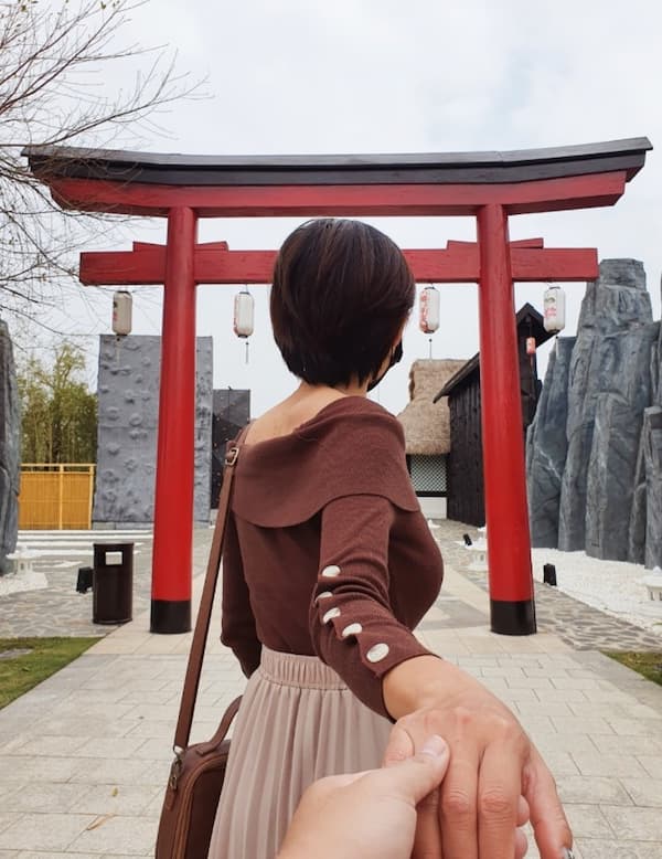 Cổng Torii tại vườn nhật ZenPark trong khu đô thị thông minh